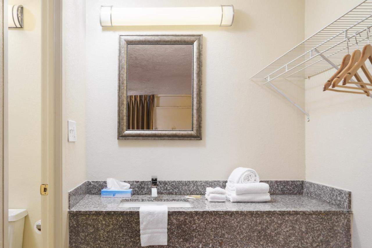 Americana Inn A Travelodge By Wyndham Pigeon Forge Buitenkant foto