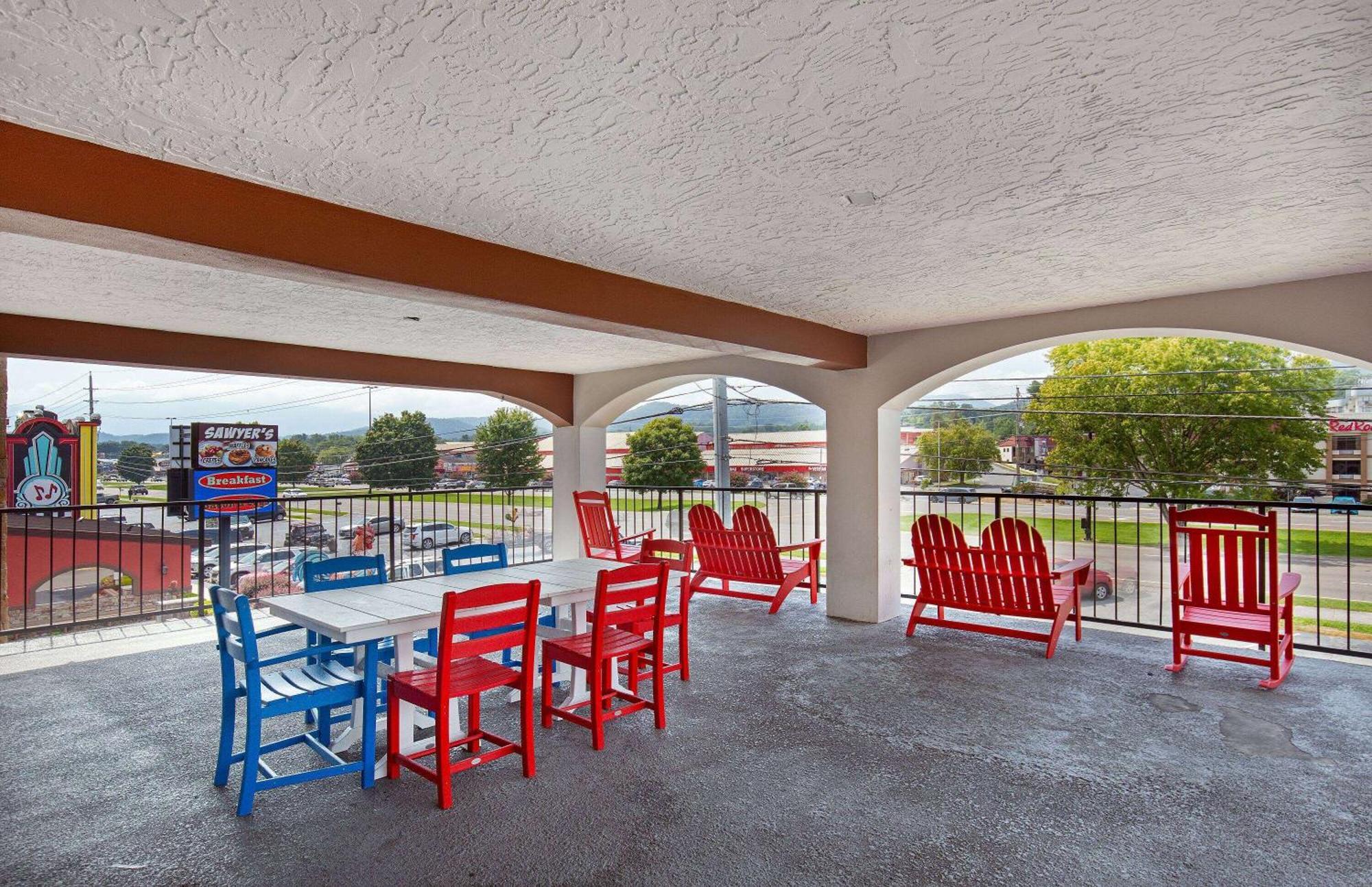 Americana Inn A Travelodge By Wyndham Pigeon Forge Buitenkant foto