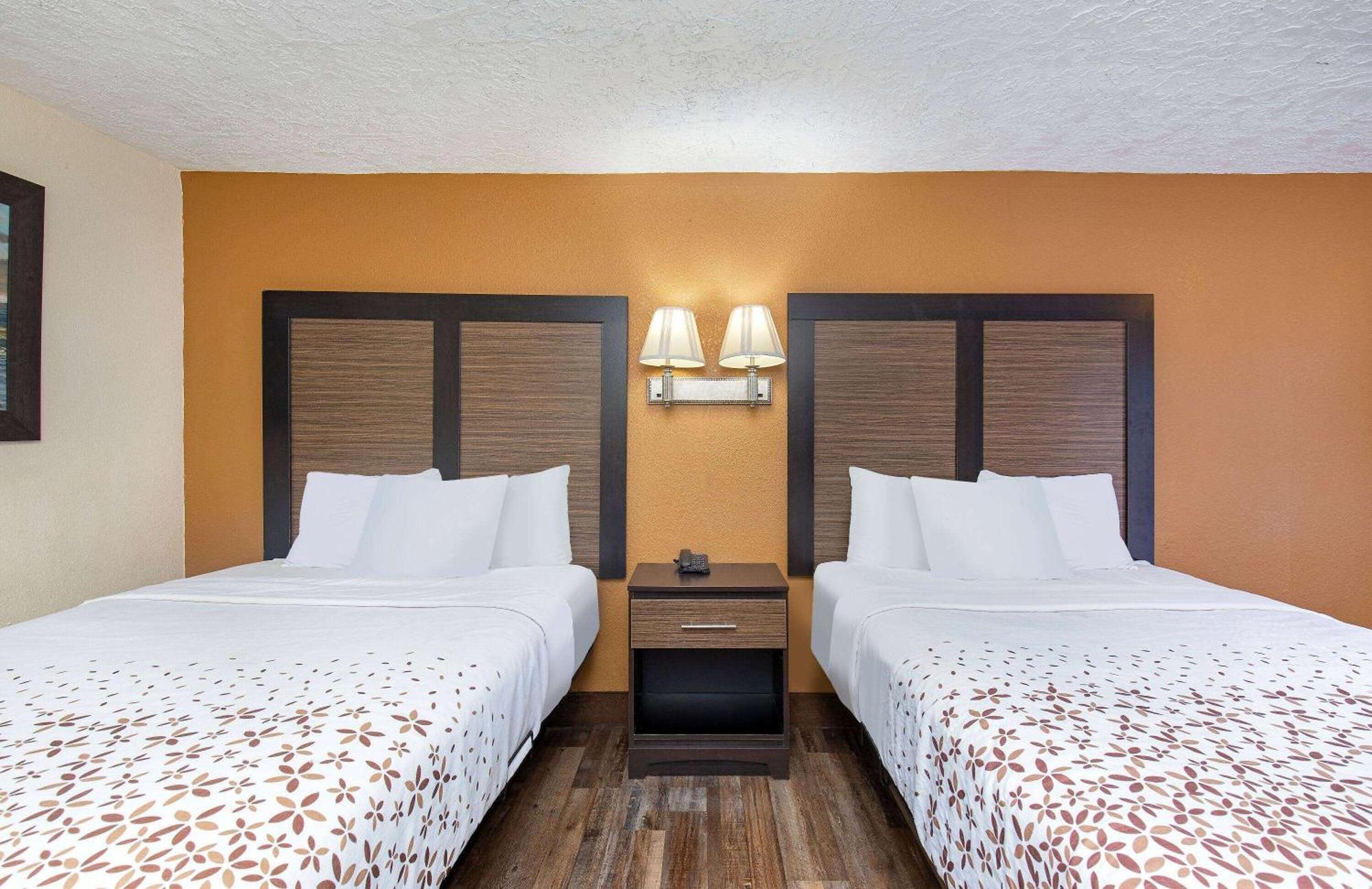 Americana Inn A Travelodge By Wyndham Pigeon Forge Buitenkant foto