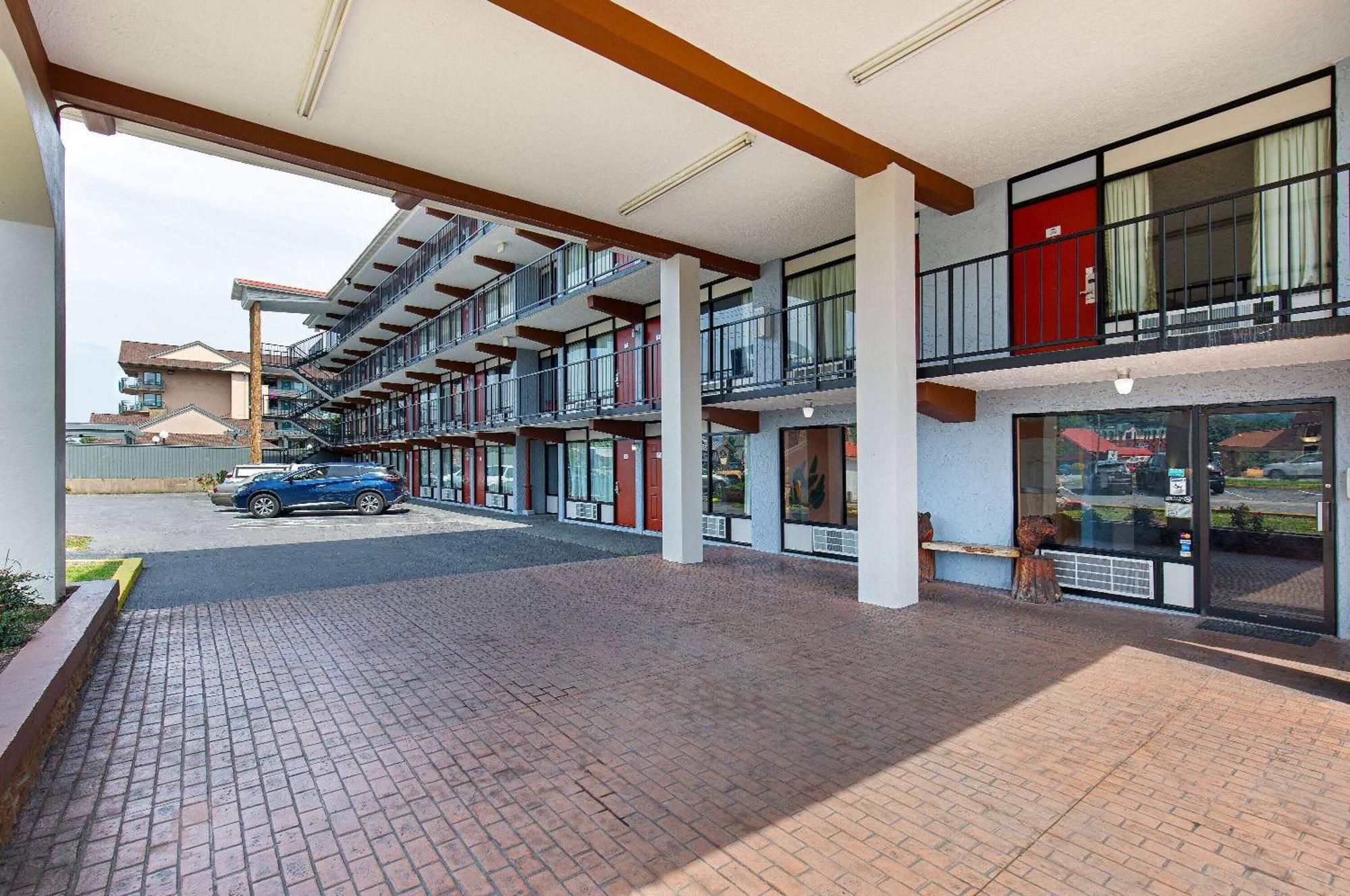 Americana Inn A Travelodge By Wyndham Pigeon Forge Buitenkant foto